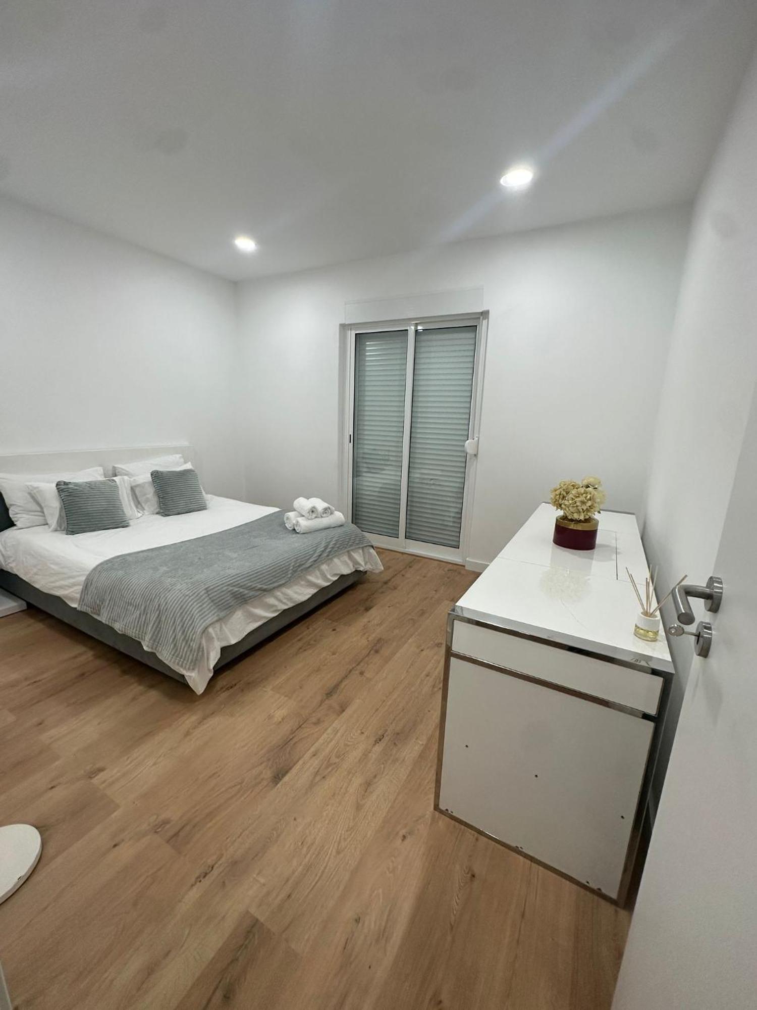 Apartamento T3 Em Lisboa/ Queluz Buitenkant foto